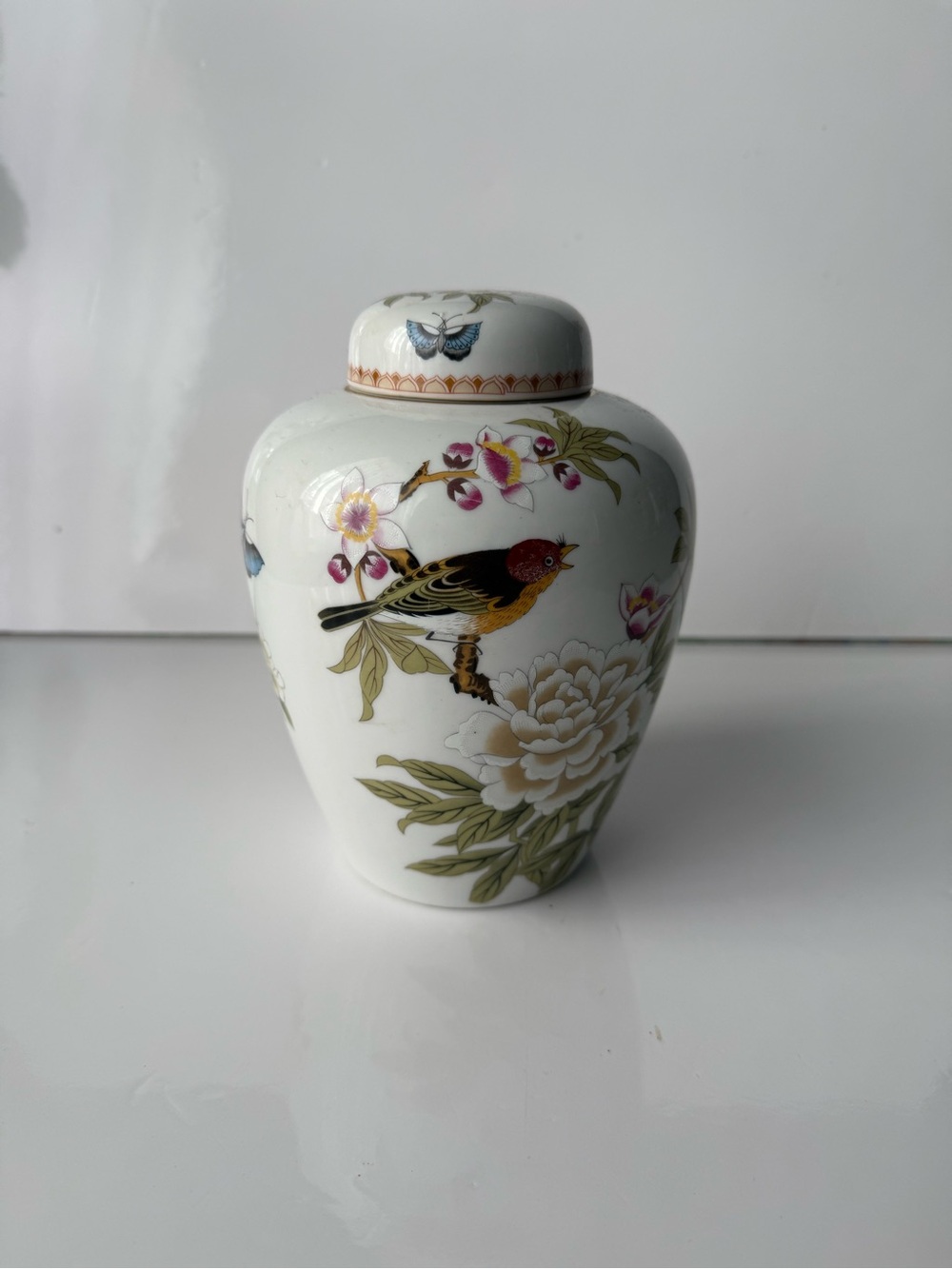 Vintage Japanese Hand Painted Bird Porcelain Lidded Ginger Jar